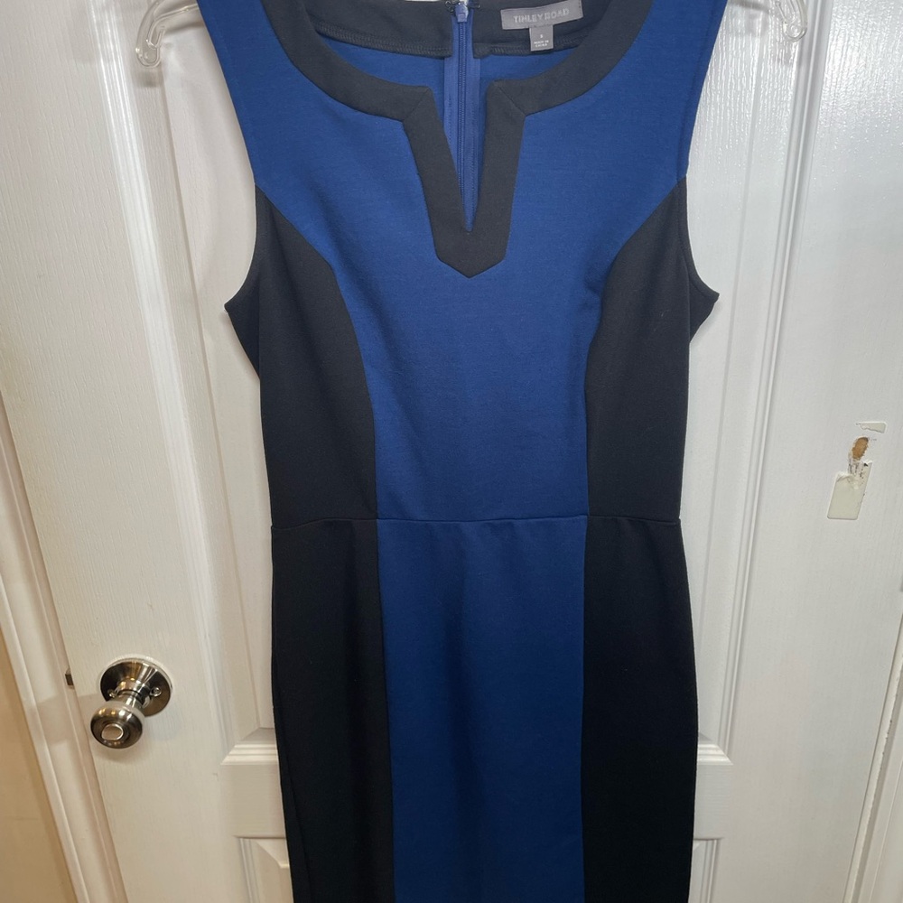 Tinley Road Blue and Blackβ Sheath Midi Dress